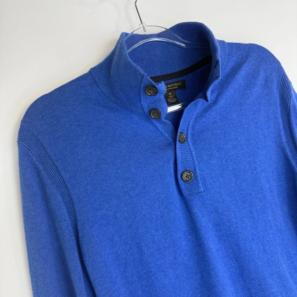 Banana Republic Sweater Mens‎ M Blue Cotton Cashmere Mock Neck Button Pullover